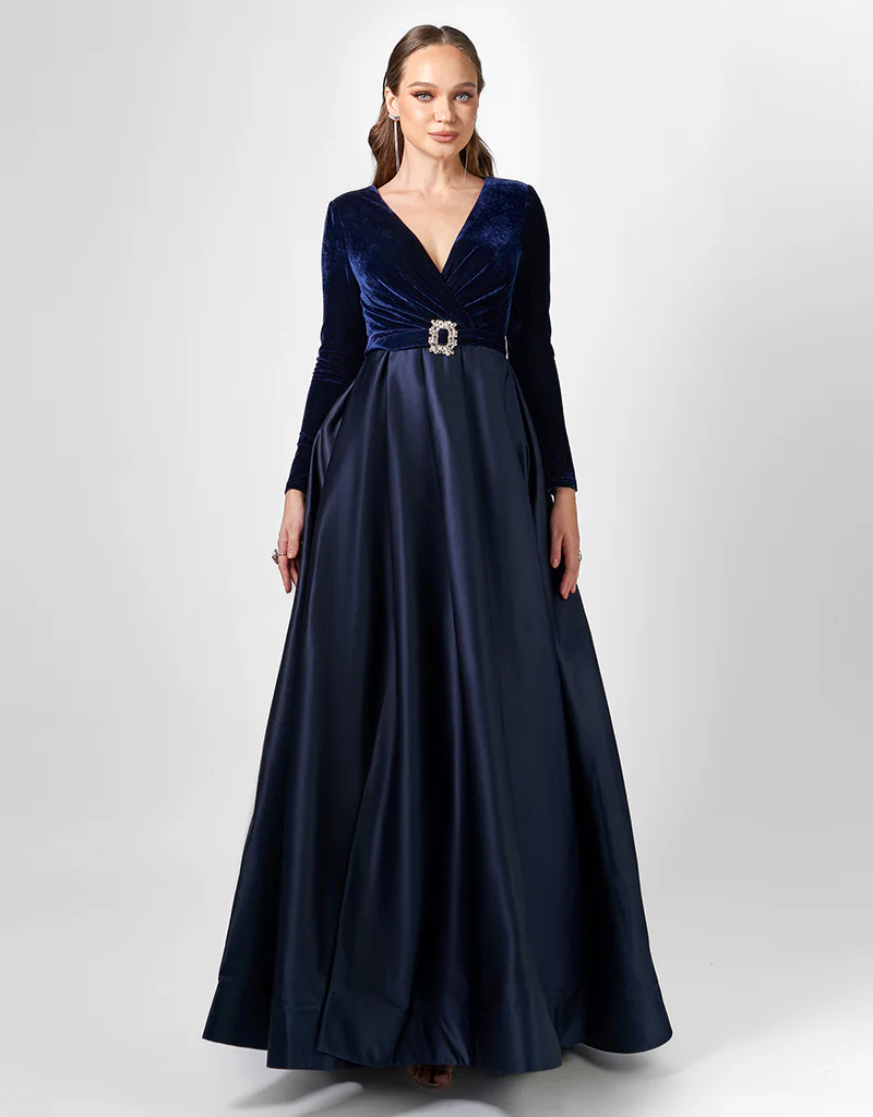BELLE LONG SLEEVE BALL GOWN SAMPLE B75D09L