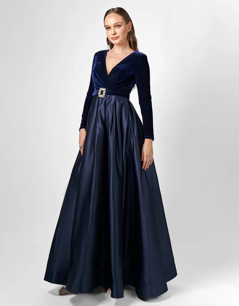BELLE LONG SLEEVE BALL GOWN SAMPLE B75D09L - Image 2