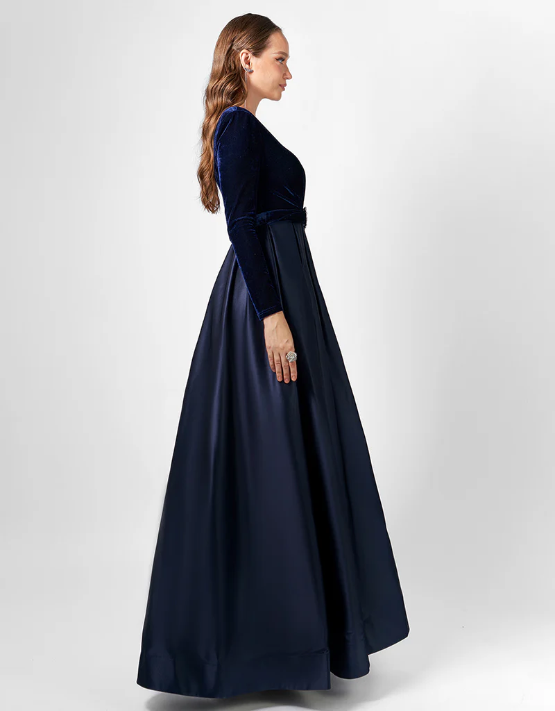 BELLE LONG SLEEVE BALL GOWN SAMPLE B75D09L - Image 4