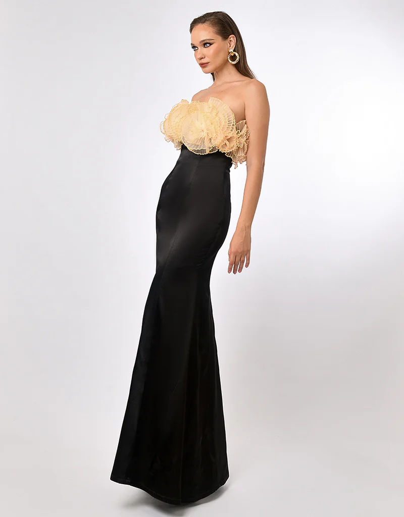 CARMILLA ROSETTE FISHTAIL GOWN SAMPLE B70D27L - Image 4